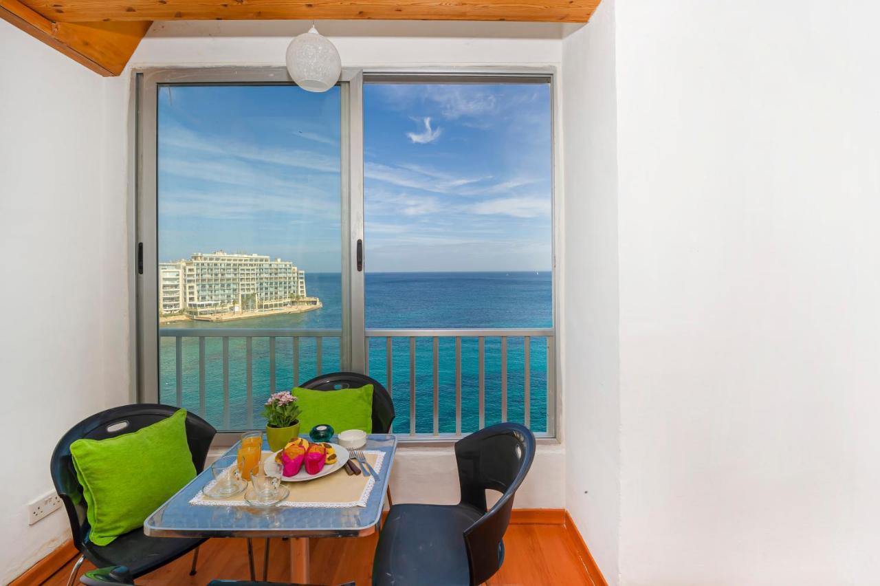 Spinola Bay Top Floor Seafront 3 Bedroom Apartment With Panoramic Sea Views - By Getawaysmalta سانت جوليان المظهر الخارجي الصورة