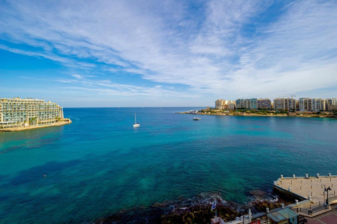 Spinola Bay Top Floor Seafront 3 Bedroom Apartment With Panoramic Sea Views - By Getawaysmalta سانت جوليان المظهر الخارجي الصورة