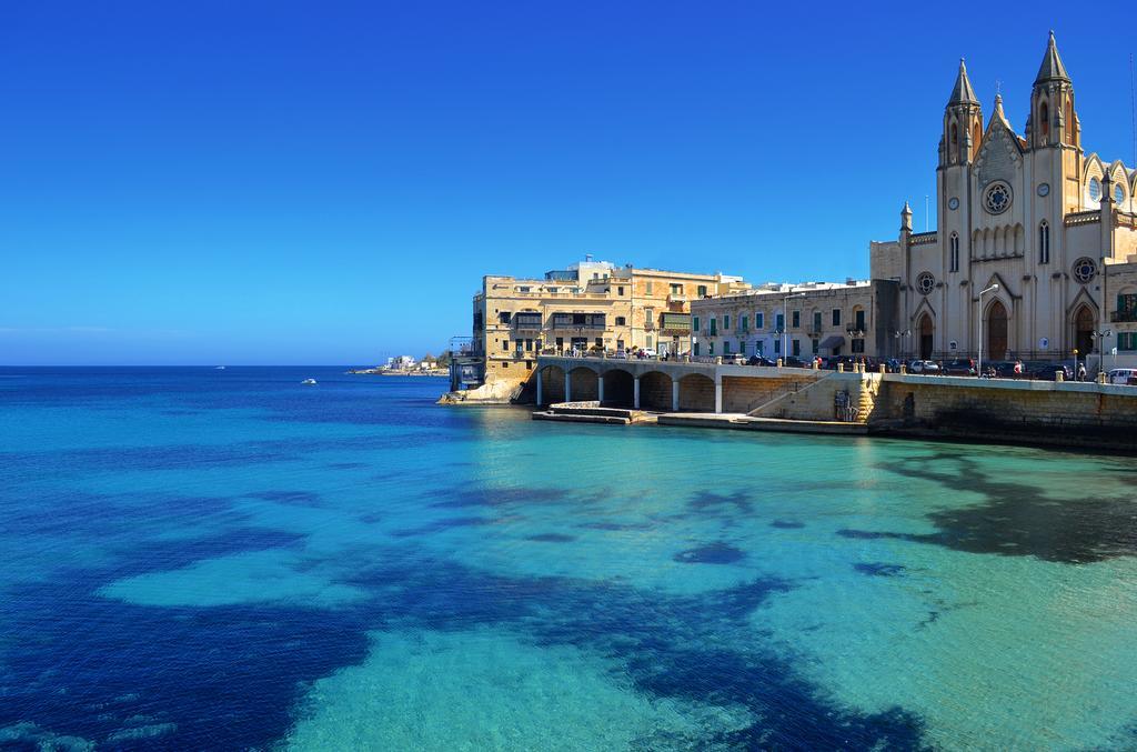 Spinola Bay Top Floor Seafront 3 Bedroom Apartment With Panoramic Sea Views - By Getawaysmalta سانت جوليان المظهر الخارجي الصورة